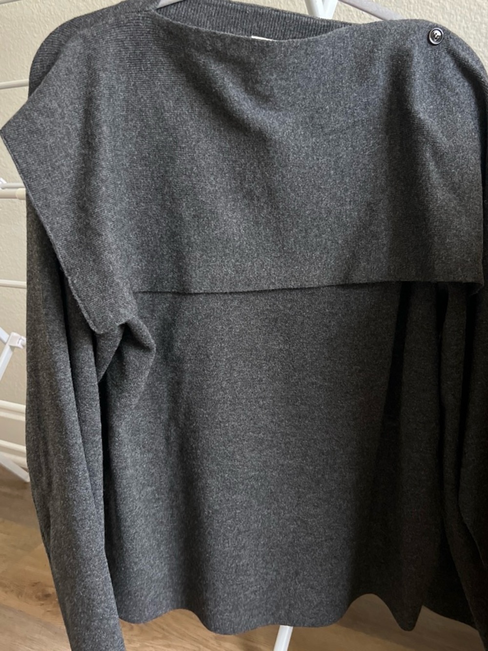 H&M Women's Crewneck Sweater in Charcoal Gray